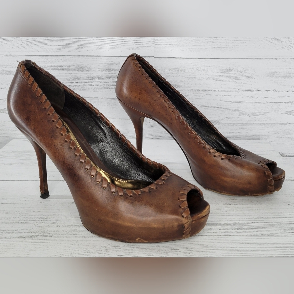 GUCCI Sophia Pump, Leather, Size 38 1/2. - Picture 9 of 12